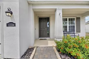 12234 Blue Pacific Dr, Riverview, FL 33579 - Photo 7