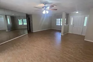 5461 Oakridge Dr, Palm Harbor, FL 34685 - Photo 3