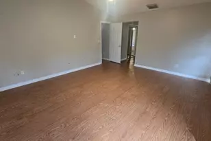5461 Oakridge Dr, Palm Harbor, FL 34685 - Photo 5