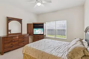 725 Star Pointe Dr, Seffner, FL 33584 - Photo 17