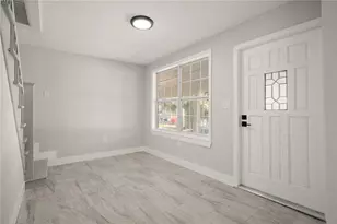 309 Bath St, Tarpon Springs, FL 34689 - Photo 3