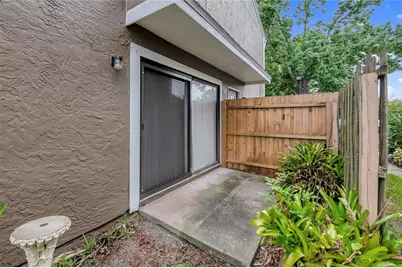 16547 Lake Brigadoon Circle, Tampa, FL 33618 - Photo 27