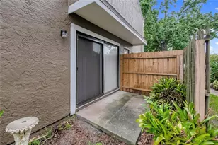 16547 Lake Brigadoon Cir, Tampa, FL 33618 - Photo 27