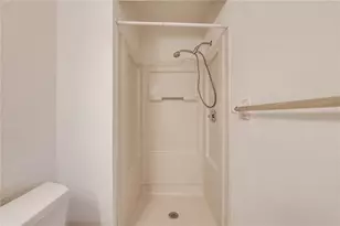 16547 Lake Brigadoon Cir, Tampa, FL 33618 - Photo 21