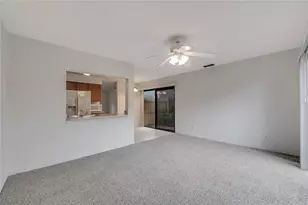 16547 Lake Brigadoon Cir, Tampa, FL 33618 - Photo 15