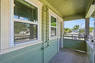 725 8th St N, Saint Petersburg, FL 33701 - Photo 15