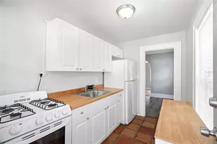 725 8th St N, Saint Petersburg, FL 33701 - Photo 23