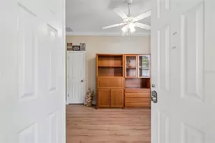 8040 57th Street N, Pinellas Park, FL 33781 - Photo 19