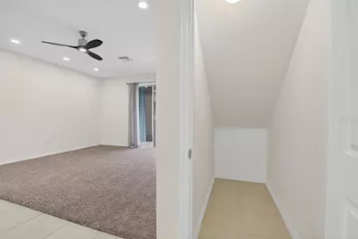 8850 Indigo Trail Loop, Riverview, FL 33578 - Photo 9