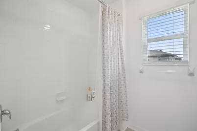 9508 Pyrenees Place, Seffner, FL 33584 - Photo 33