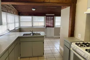 2624 14th Ave N, Saint Petersburg, FL 33713 - Photo 5