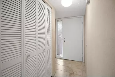 135 Woodlake Wynde #135, Oldsmar, FL 34677 - Photo 3