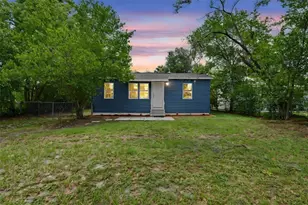 7315 N Dartmouth Ave, Tampa, FL 33604 - Photo 1