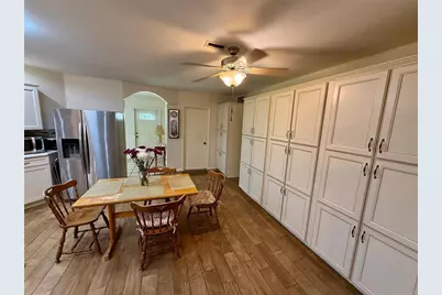 918 Bay Breeze Terrace, Largo, FL 33770 - Photo 15