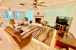 918 Bay Breeze Terrace, Largo, FL 33770 - Photo 21