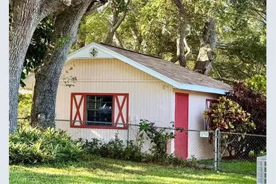 918 Bay Breeze Terrace, Largo, FL 33770 - Photo 73