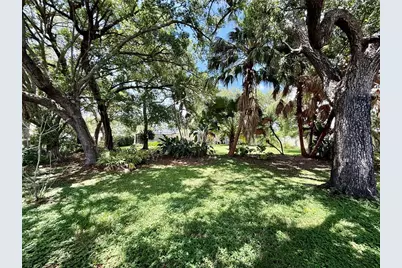 918 Bay Breeze Terrace, Largo, FL 33770 - Photo 79