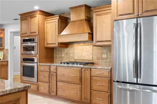 2001 Illinois Ave NE, Saint Petersburg, FL 33703 - Photo 19