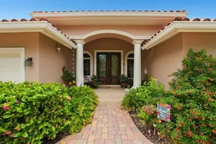2001 Illinois Ave NE, Saint Petersburg, FL 33703 - Photo 5