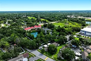 8003 Jasmine Dr, Tampa, FL 33637 - Photo 39
