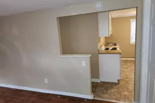 2135 8th Ave N, Saint Petersburg, FL 33713 - Photo 5