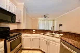 845 Normandy Trace Rd, Tampa, FL 33602 - Photo 7