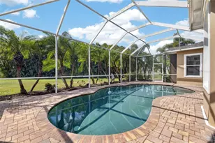 824 Islebay Dr, Apollo Beach, FL 33572 - Photo 3