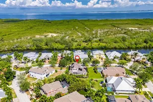 824 Islebay Dr, Apollo Beach, FL 33572 - Photo 87