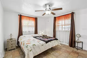 806 Blue Heron Blvd, Ruskin, FL 33570 - Photo 13