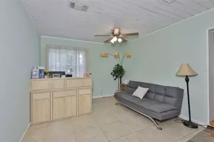 401 Overland Dr, Brandon, FL 33511 - Photo 15