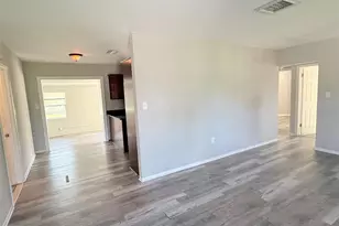 6041 43rd Ave N, Saint Petersburg, FL 33709 - Photo 5