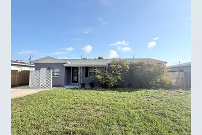 6041 43rd Avenue N, Saint Petersburg, FL 33709 - Photo 1