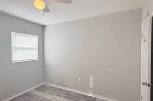 6041 43rd Ave N, Saint Petersburg, FL 33709 - Photo 23