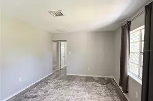 6041 43rd Ave N, Saint Petersburg, FL 33709 - Photo 3