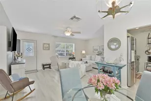 2229 Greenhaven Dr, Sun City Center, FL 33573 - Photo 9