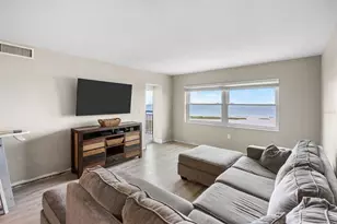 1270 Gulf Blvd, Clearwater Beach, FL 33767 - Photo 15