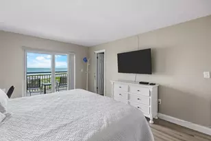 1270 Gulf Blvd, Clearwater Beach, FL 33767 - Photo 23