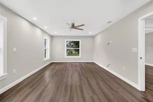 12038 San Angela Dr, San Antonio, FL 33576 - Photo 11