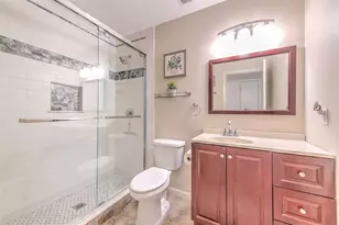 1712 Sakura Dr, Valrico, FL 33596 - Photo 19