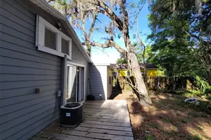 1504 E 99th Ave, Tampa, FL 33612 - Photo 13