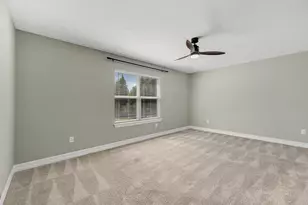 9514 Summers Cay Cir, Thonotosassa, FL 33592 - Photo 11