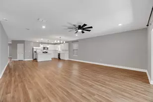 9514 Summers Cay Cir, Thonotosassa, FL 33592 - Photo 3