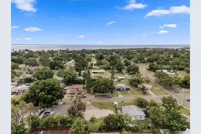 3963 Neptune Drive SE, Saint Petersburg, FL 33705 - Photo 15