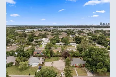 3963 Neptune Drive SE, Saint Petersburg, FL 33705 - Photo 7