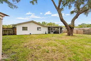 1230 15th Ct SW, Largo, FL 33770 - Photo 25