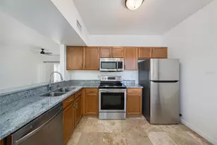 6011 Skydale Way, Riverview, FL 33578 - Photo 9