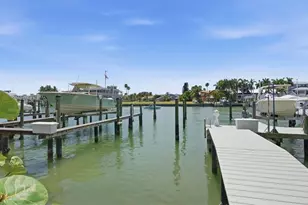 910 Pinellas Bayway S, Tierra Verde, FL 33715 - Photo 9