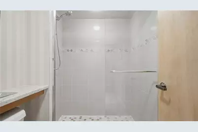 910 Pinellas Bayway S #201, Tierra Verde, FL 33715 - Photo 21