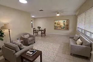 716 21st St N, Saint Petersburg, FL 33713 - Photo 3