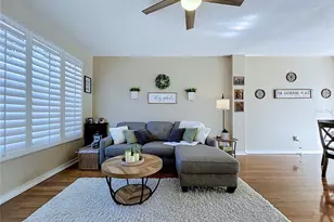 12207 Country White Cir, Tampa, FL 33635 - Photo 7